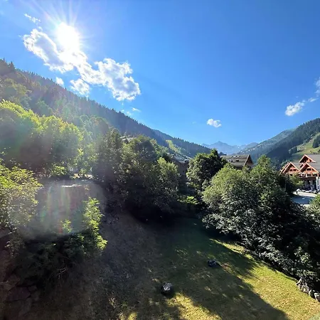 Cosy A Meribel, Idealement Situe A 100m Des Pistes, Balcon Sud, Animaux Acceptes - Fr-1-180-9 메리벨