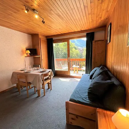 아파트 Cosy A Meribel, Idealement Situe A 100m Des Pistes, Balcon Sud, Animaux Acceptes - Fr-1-180-9 *